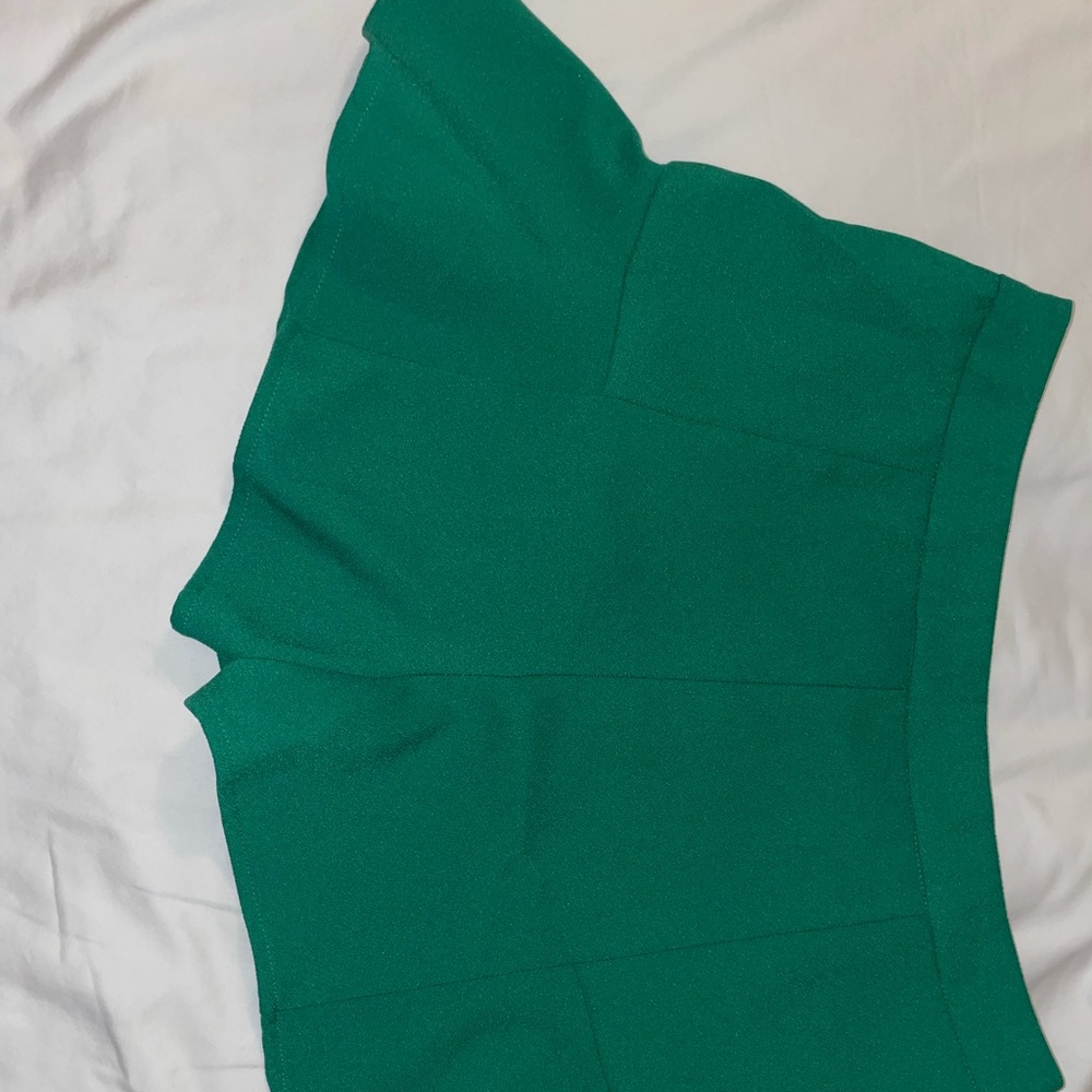 Green Signature 8 shorts!!